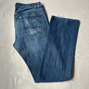 7 For All Mankind Men’s Standard Fit Med Wash Denim size 32, good condition!!